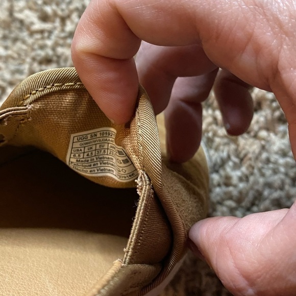 Ugg Brown Suede Slip On Loafers Sz 6 1/2 - Picture 5 of 7